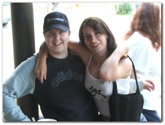 602x451 pixels (34K)